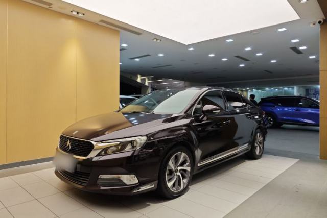Used DS 5LS 2016 1.6T Luxury Edition THP160