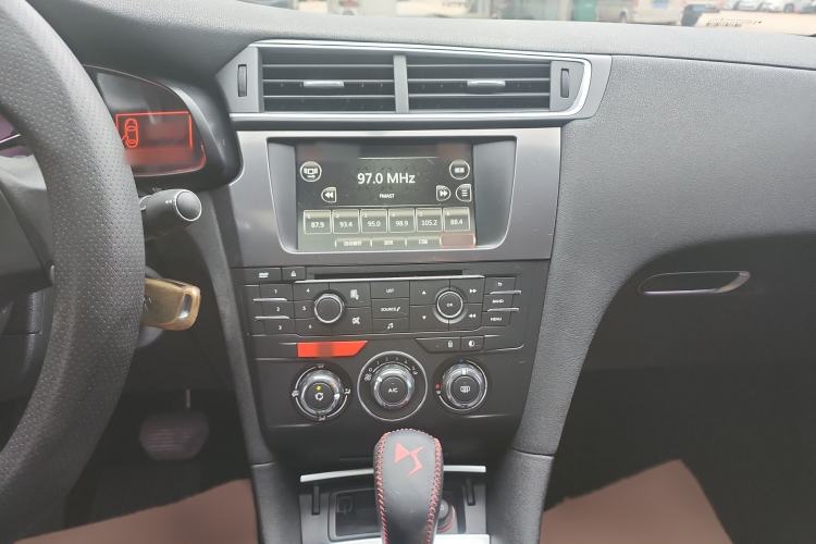 Used DS 5LS 2016 1.6T Style Edition THP160 Audio And AC Panel