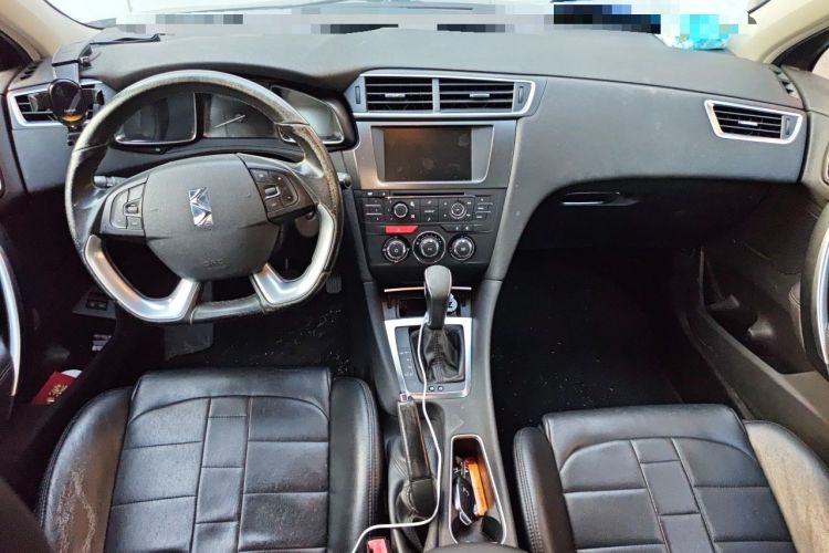 Used DS 5LS 2016 1.6T Style Edition THP160 Center Console