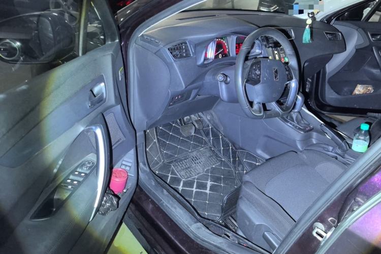 Used DS 5LS 2016 1.6T Comfort Edition THP160 Driver Seat