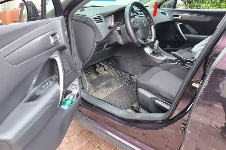 Used DS 5LS 2016 1.6T Comfort Edition THP160 Driver Seat