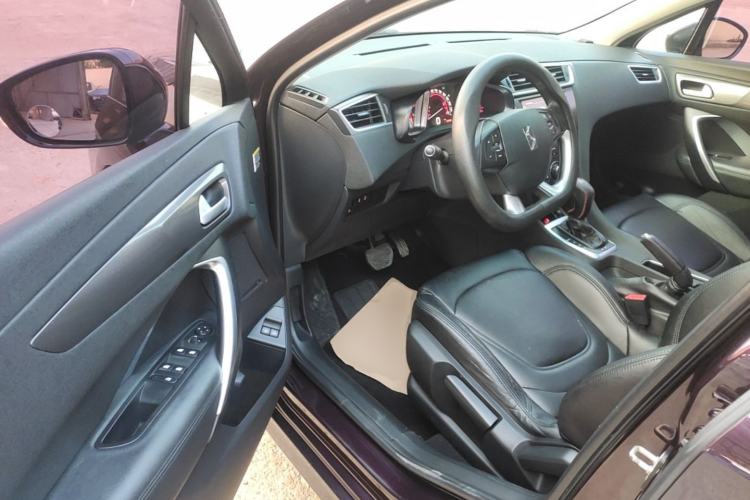 Used DS 5LS 2016 1.6T Style Edition THP160 Driver Seat