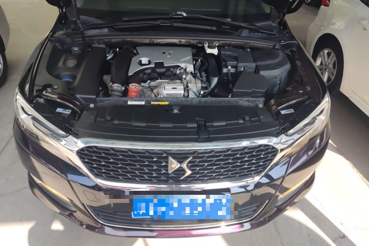 Used DS 5LS 2016 1.6T Style Edition THP160 Engine Bay