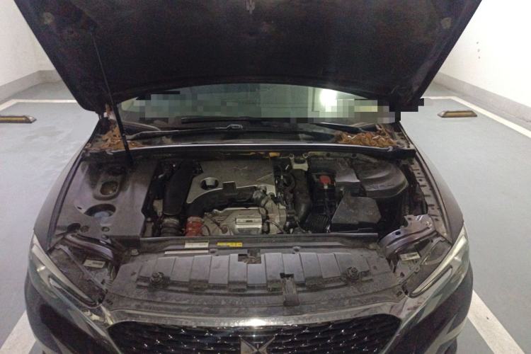 Used DS 5LS 2016 1.6T Style Edition THP160 Engine Bay