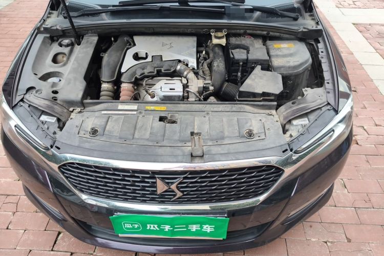 Used DS 5LS 2016 1.6T Comfort Edition THP160 Engine Bay
