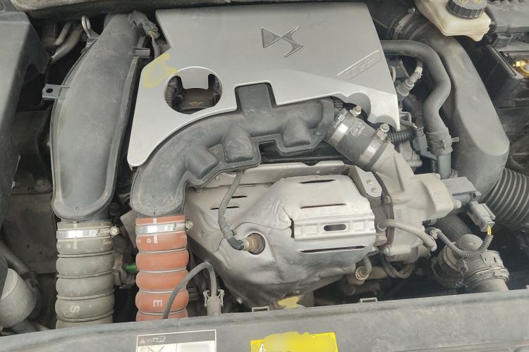 Used DS 5LS 2016 1.6T Elegant Edition THP160 Engine Bay