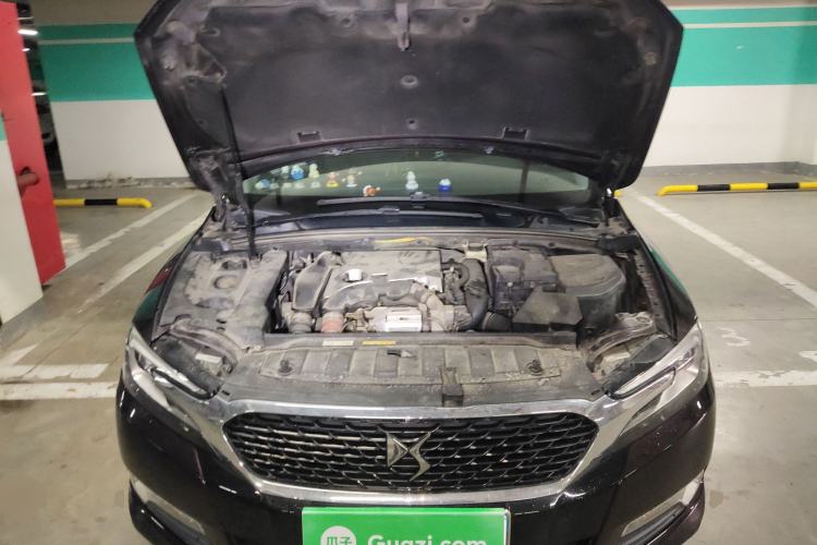Used DS 5LS 2016 1.6T Style Edition THP160 Engine Bay