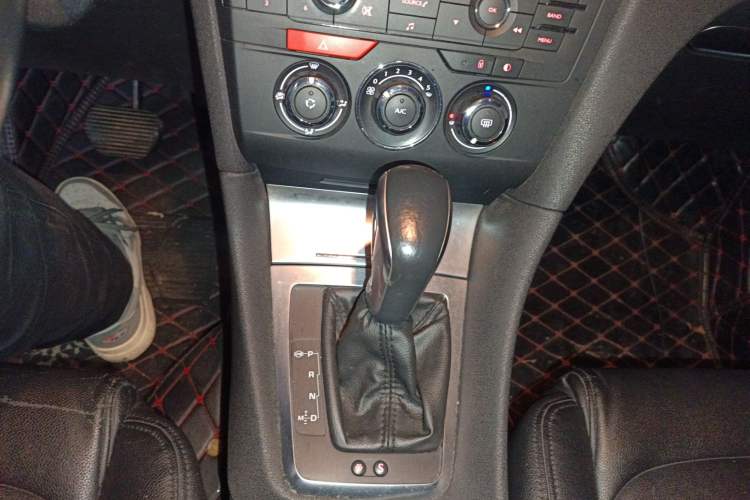 Used DS 5LS 2016 1.6T Style Edition THP160 Gear Lever