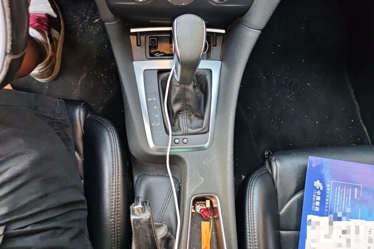 Used DS 5LS 2016 1.6T Style Edition THP160 Gear Lever