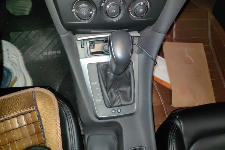 Used DS 5LS 2016 1.6T Style Edition THP160 Gear Lever