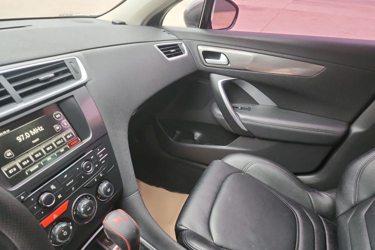 Used DS 5LS 2016 1.6T Style Edition THP160 Interior 3