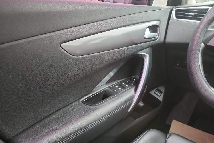 Used DS 5LS 2016 1.6T Style Edition THP160 Interior 5