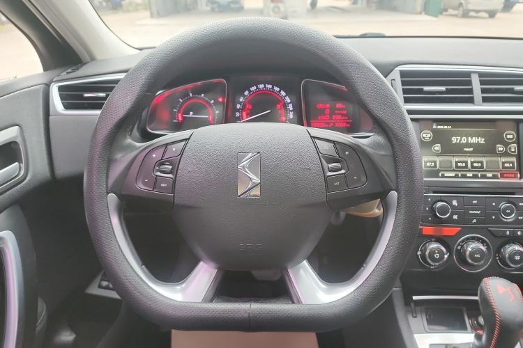 Used DS 5LS 2016 1.6T Style Edition THP160 Interior 6