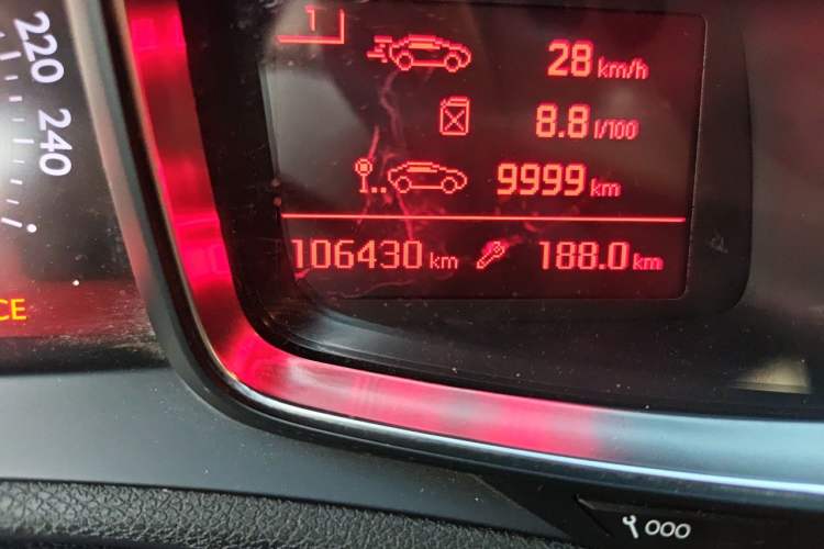 Used DS 5LS 2016 1.6T Style Edition THP160 Odometer Close Up