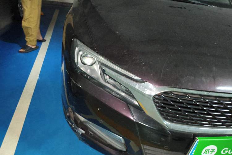 Used DS 5LS 2016 1.6T Luxury Edition THP160 Right Front Headlight