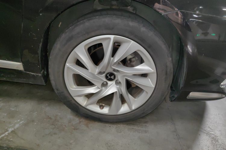 Used DS 5LS 2016 1.6T Style Edition THP160 Right Front Wheel Hub