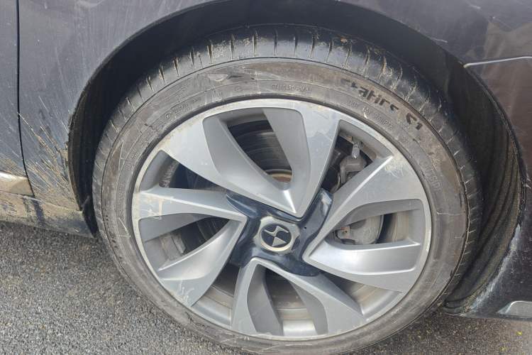 Used DS 5LS 2016 1.8T Luxury Edition THP200 Right Front Wheel Hub