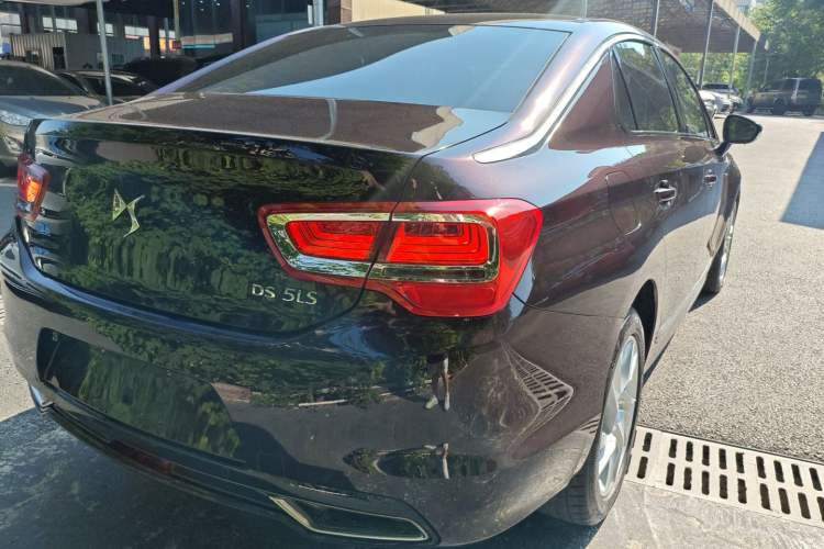 Used DS 5LS 2016 1.6T Style Edition THP160 Right Rear Taillight
