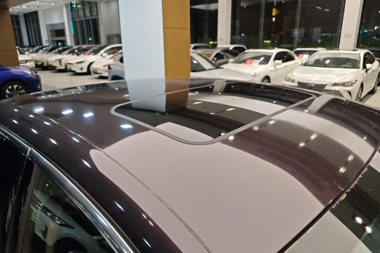 Used DS 5LS 2016 1.6T Luxury Edition THP160 Roof