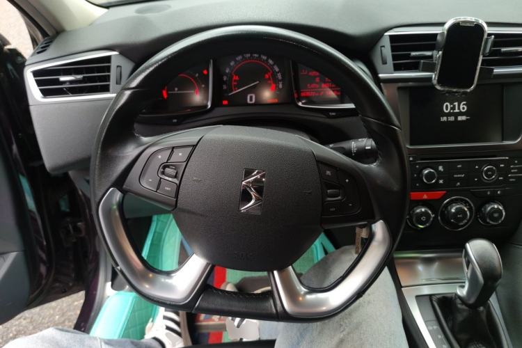 Used DS 5LS 2016 1.6T Style Edition THP160 Steering Wheel