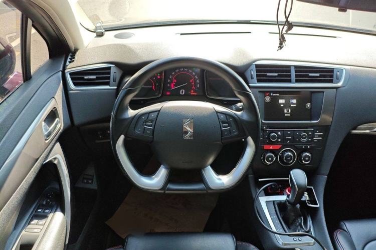Used DS 5LS 2016 1.6T Style Edition THP160 Steering Wheel