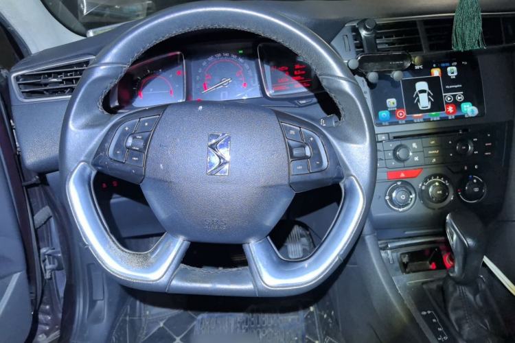 Used DS 5LS 2016 1.6T Comfort Edition THP160 Steering Wheel