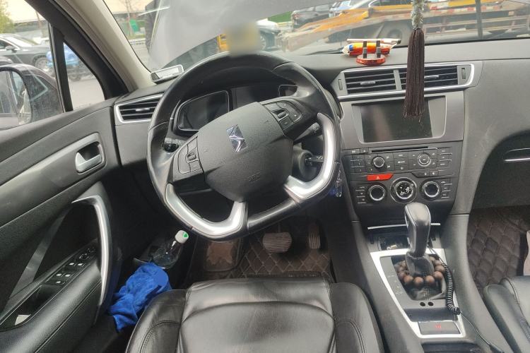 Used DS 5LS 2016 1.6T Elegant Edition THP160 Steering Wheel