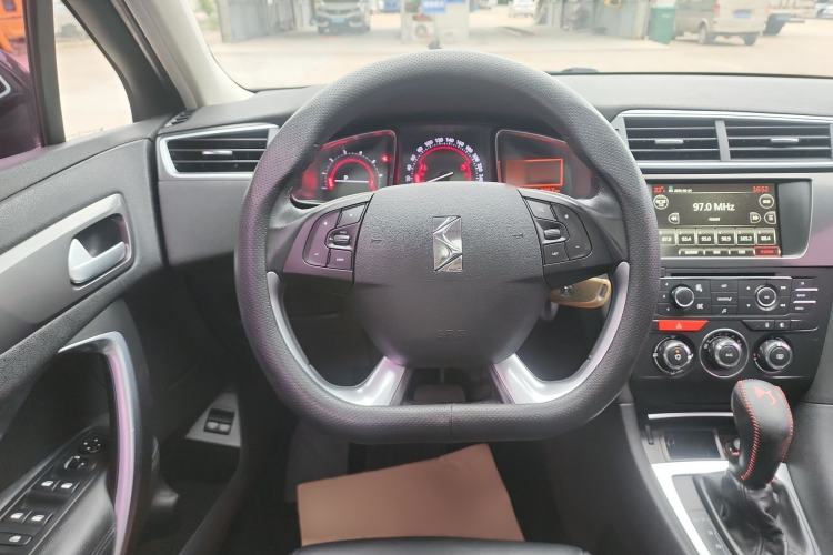 Used DS 5LS 2016 1.6T Style Edition THP160 Steering Wheel
