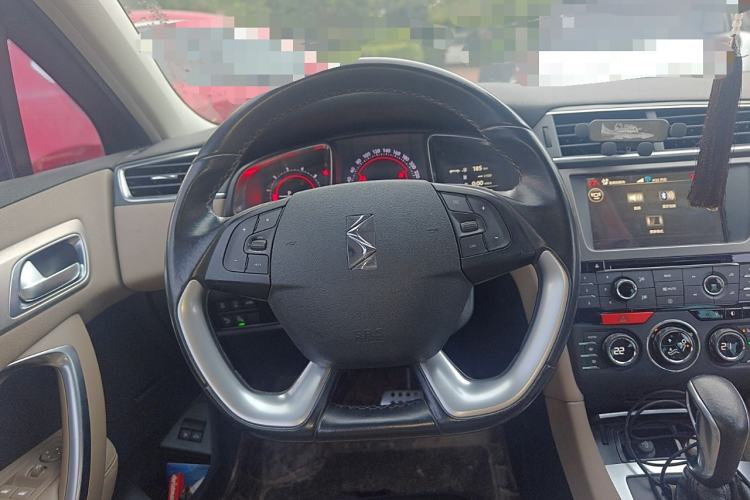 Used DS 5LS 2016 1.8T Luxury Edition THP200 Steering Wheel