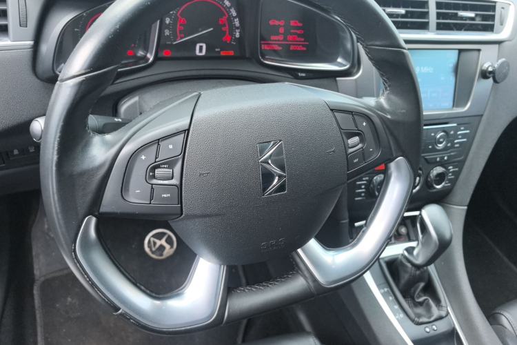 Used DS 5LS 2016 1.6T Elegant Edition THP160 Steering Wheel