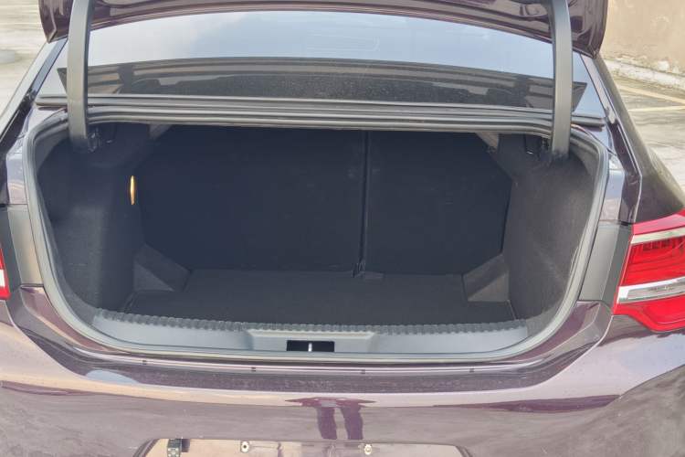 Used DS 5LS 2016 1.6T Style Edition THP160 Trunk
