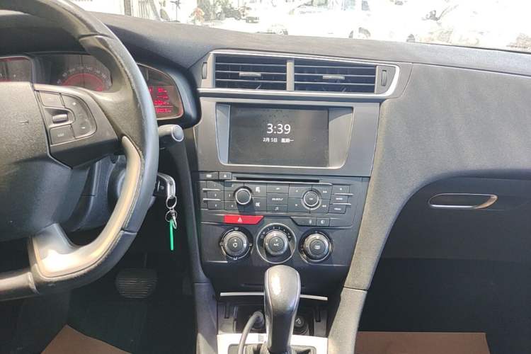 Used DS 5LS 2016 1.6T Style Edition THP160 Audio And AC Panel
