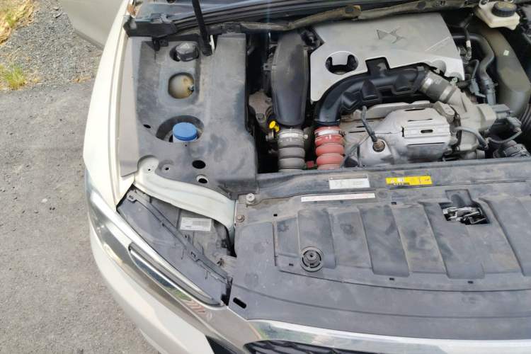 Used DS 5LS 2016 1.6T Elegant Edition THP160 Engine Bay Right