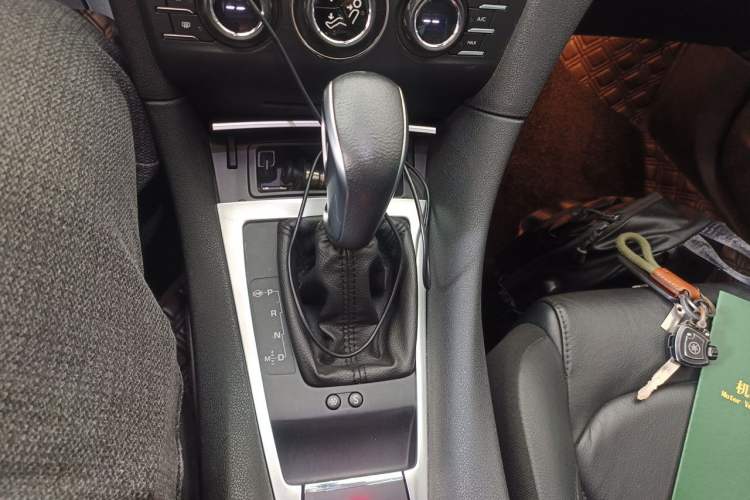 Used DS 5LS 2016 1.6T Elegant Edition THP160 Gear Lever