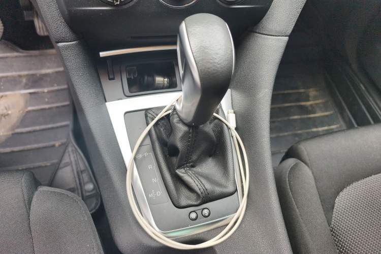 Used DS 5LS 2016 1.6T Style Edition THP160 Gear Lever