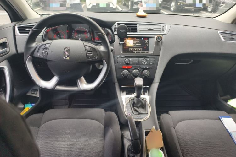Used DS 5LS 2016 1.6T Style Edition THP160 Interior 2
