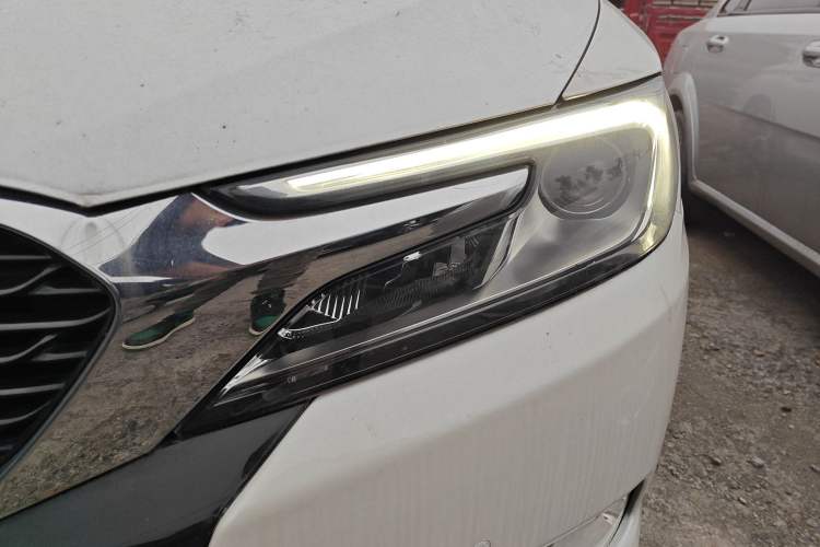Used DS 5LS 2016 1.6T Luxury Edition THP160 Left Front Headlight