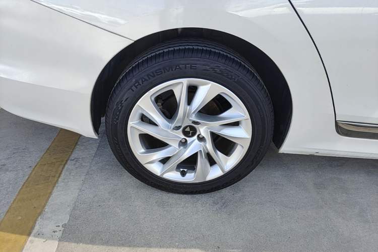 Used DS 5LS 2016 1.6T Style Edition THP160 Right Rear Wheel Hub