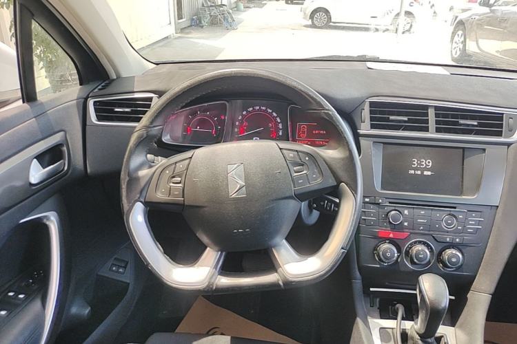 Used DS 5LS 2016 1.6T Style Edition THP160 Steering Wheel