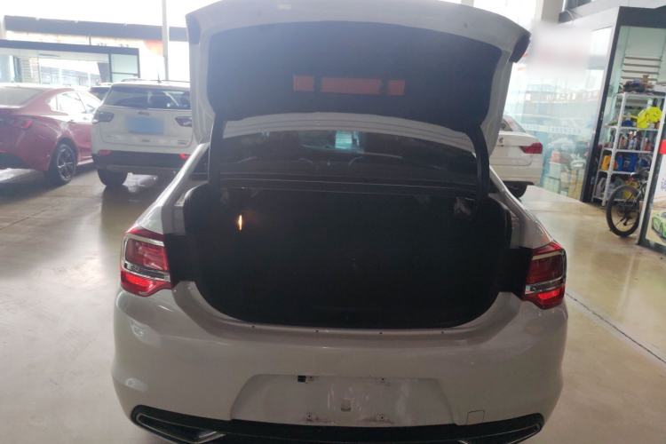 Used DS 5LS 2016 1.6T Style Edition THP160 Trunk