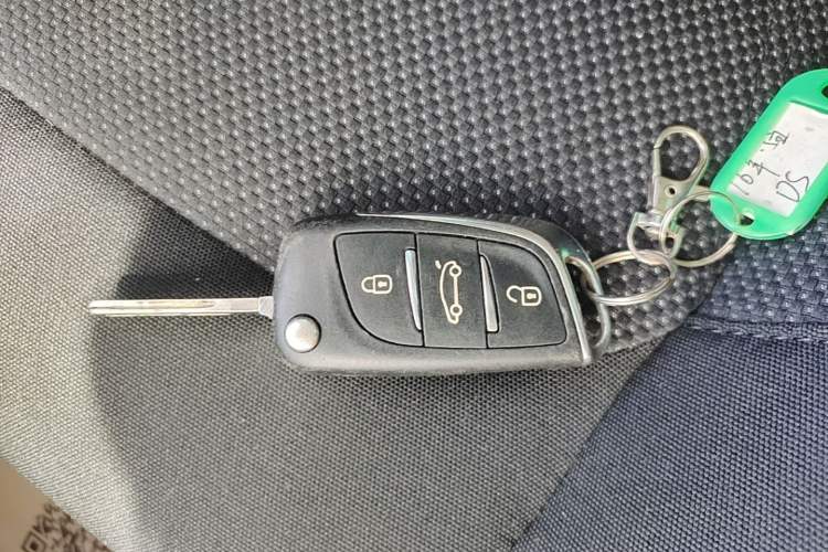 Used DS 5LS 2016 1.6T Style Edition THP160 Vehicle Key