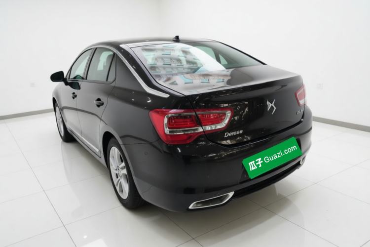 Used DS 5LS 2018 30THP Fashion Model Exterior 3