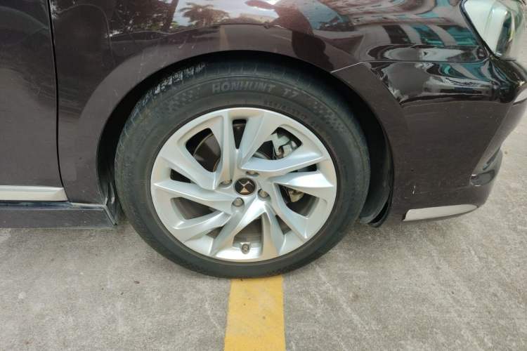 Used DS 5LS 2018 30THP Fashion Model Exterior 7