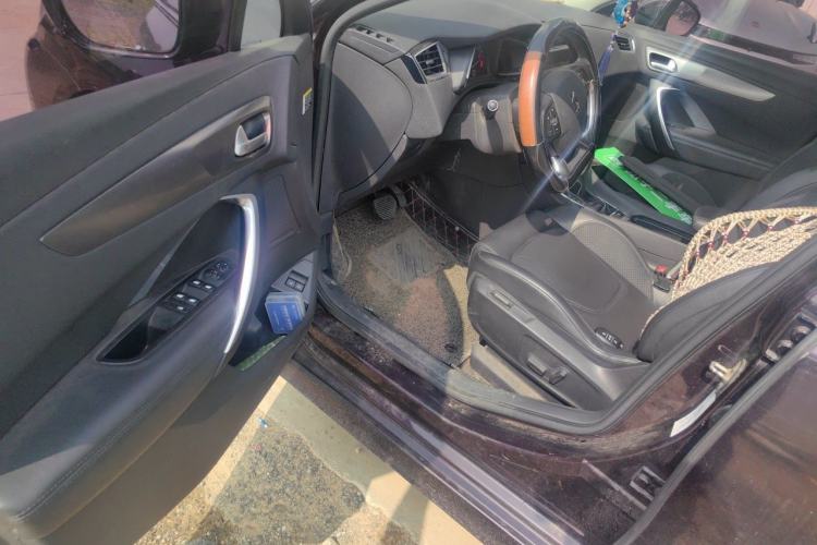Used DS 5LS 2018 30THP Prestige Edition Driver Seat