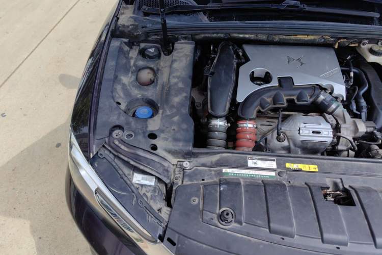 Used DS 5LS 2018 30THP Prestige Edition Engine Bay Right