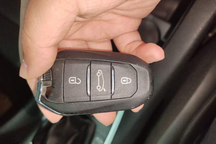 Used DS 5LS 2018 30THP Prestige Edition Interior 1