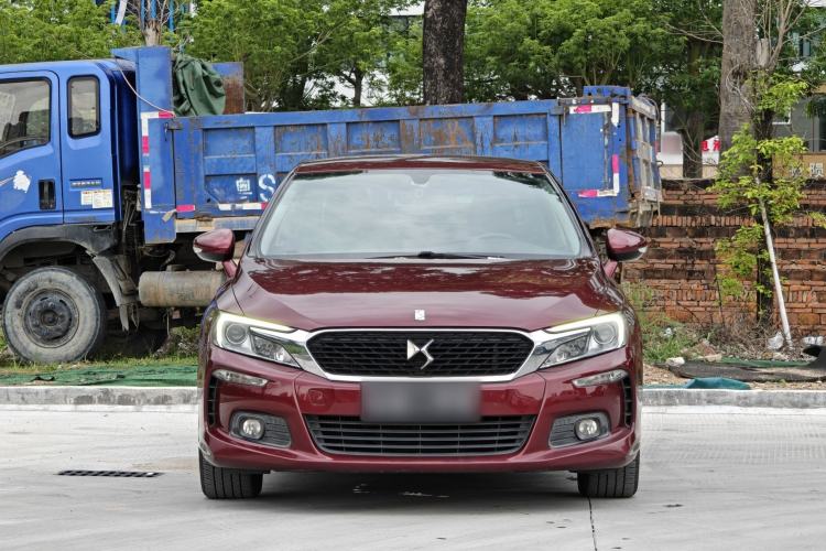 Used DS 5LS 2018 30THP Fashion Model Exterior 1