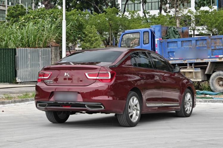 Used DS 5LS 2018 30THP Fashion Model Exterior 4