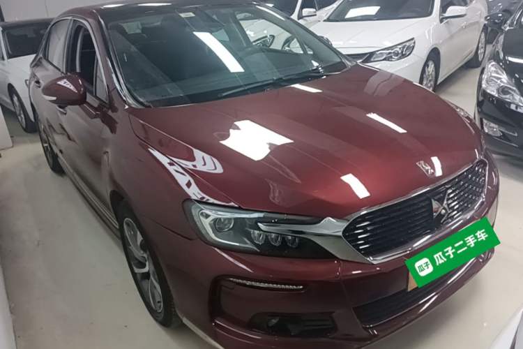 Used DS 5LS 2018 30THP Prestige Edition Front Right 45 Deg