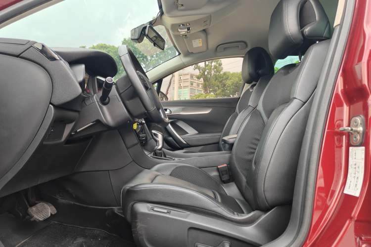 Used DS 5LS 2018 30THP Fashion Model Interior 4
